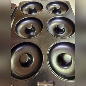 Donut making pans set of 2